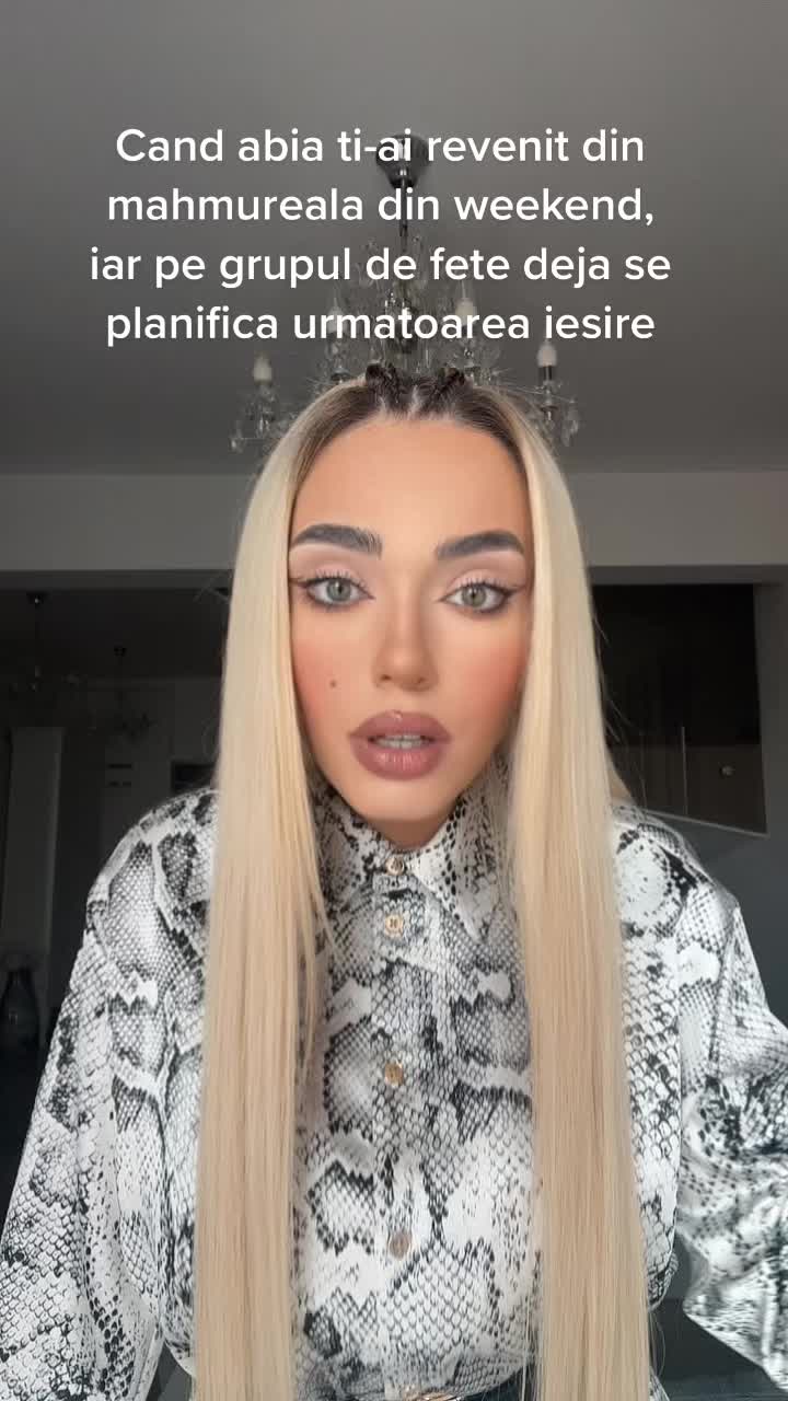 @Elisa A