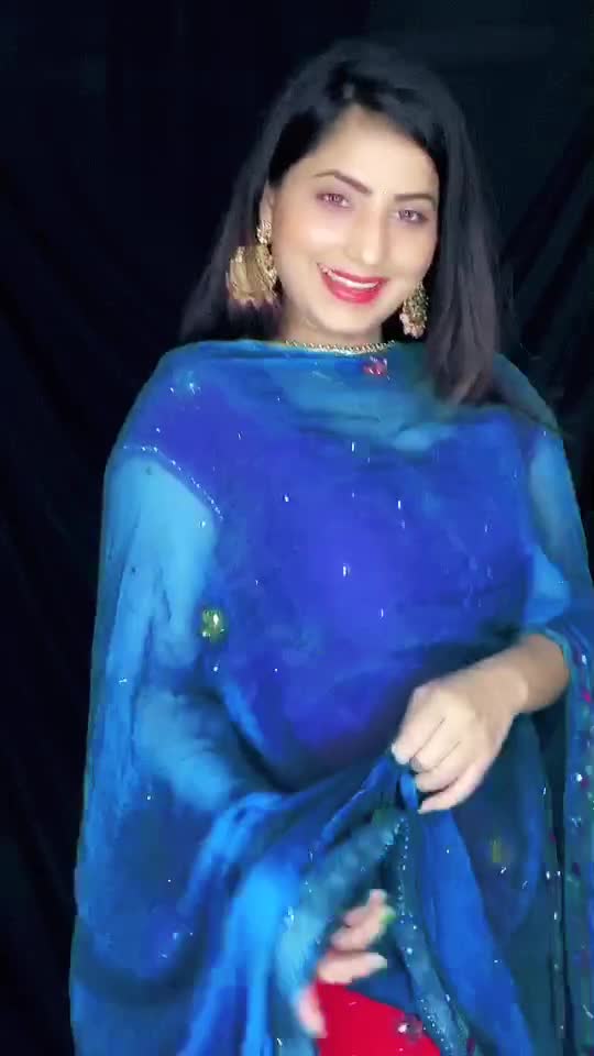 @HoneyKaur