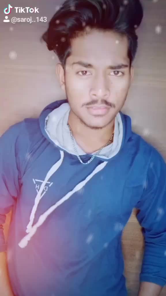 @smiling sanju😘😘