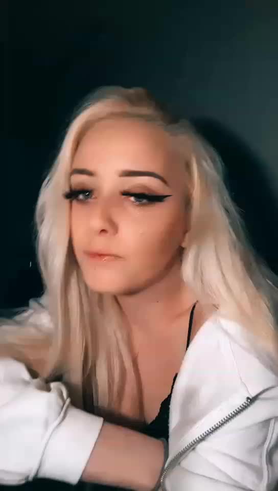 @Eva🖤🇷🇺