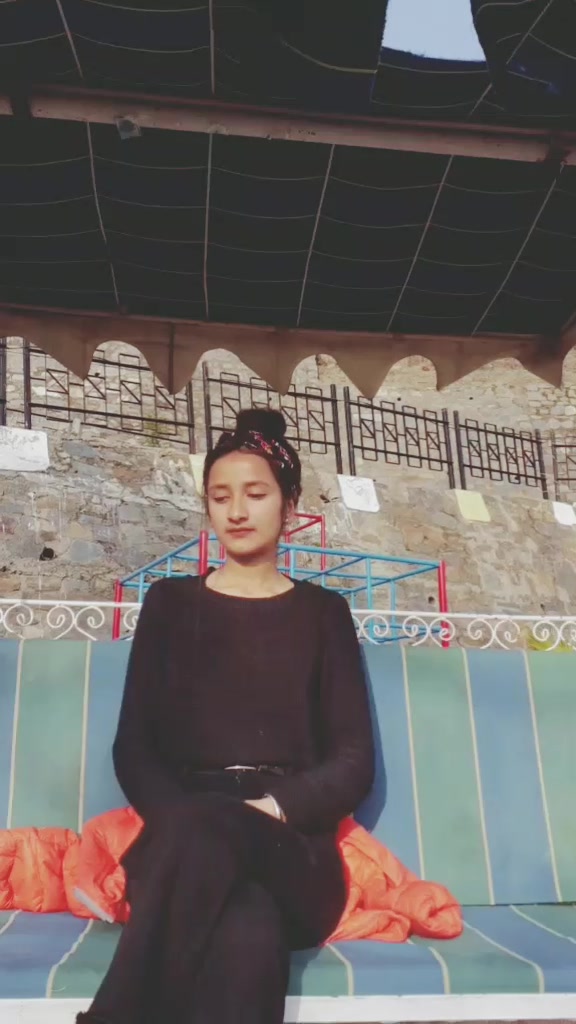 @Khushi Ghiyali