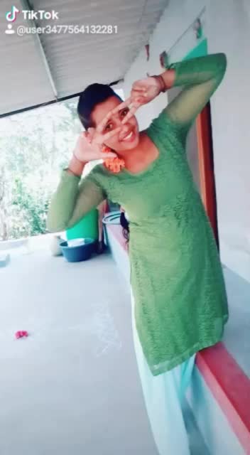 @Mandya Hudgi 🥀🥀🌷