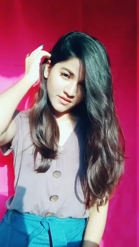 @SHRUTIKA ADIL 🥀
