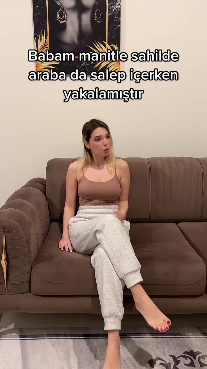 @Nur 🦩
