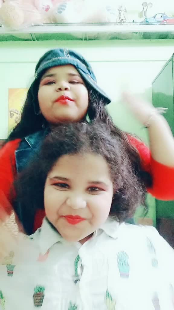 @d sisters