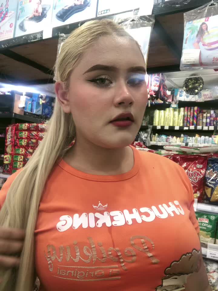 @La Catira