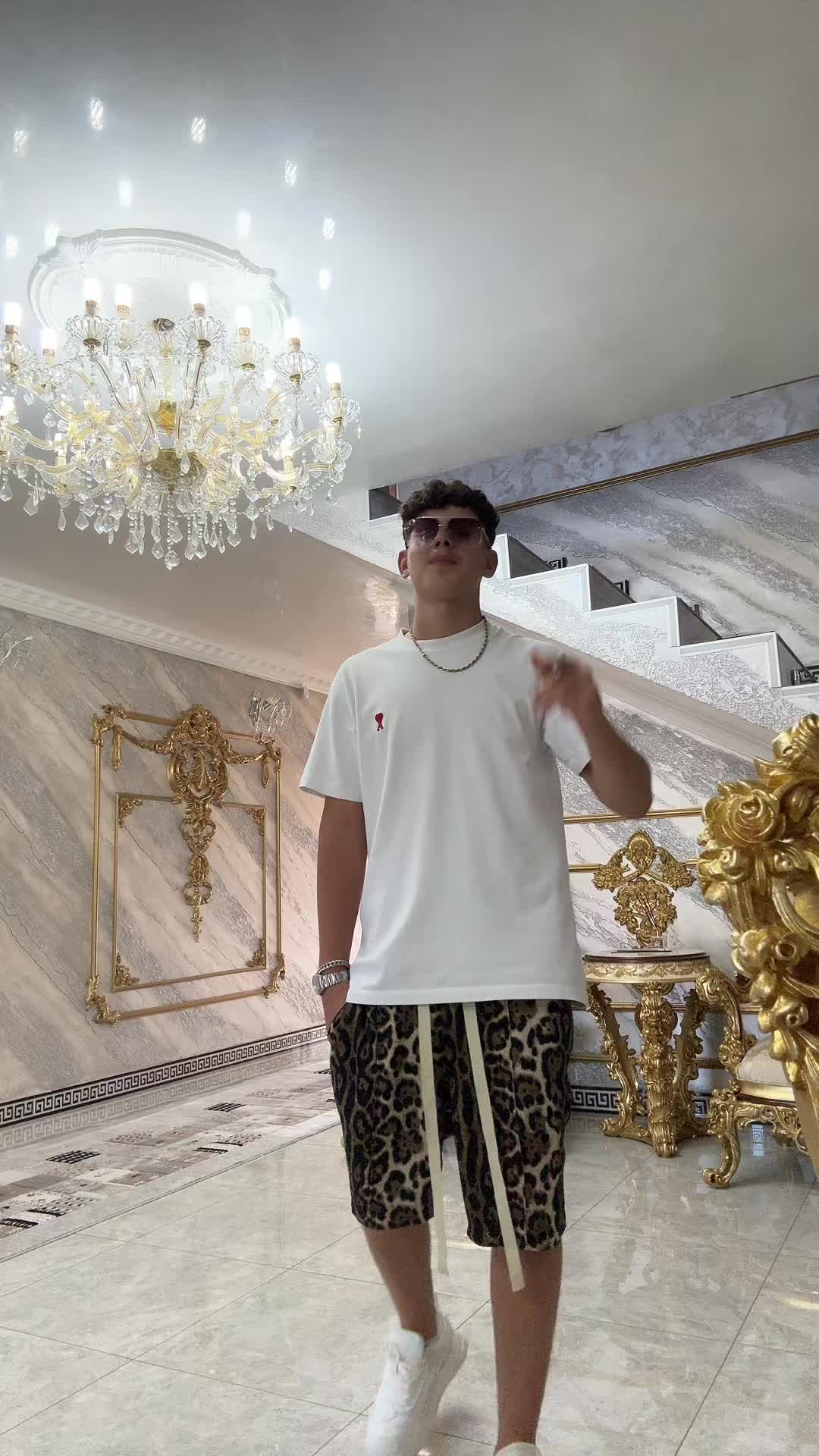 @🧃