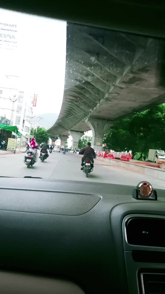 @లవ్ యూ పొట్టి