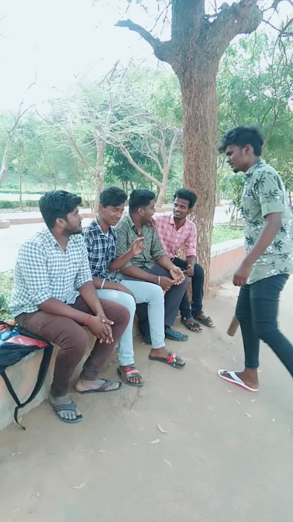 @gaananithish