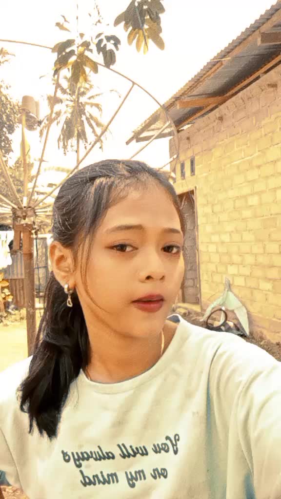 @PutriAgnestia