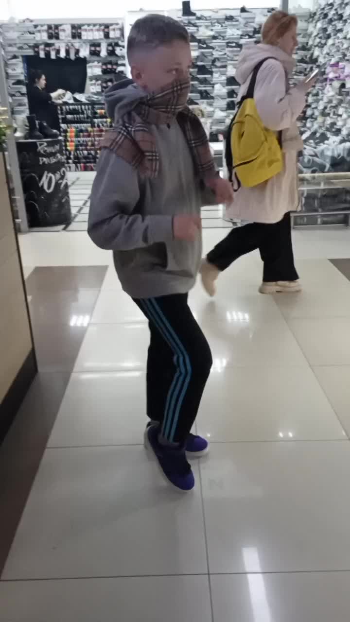 @павлушка 😑