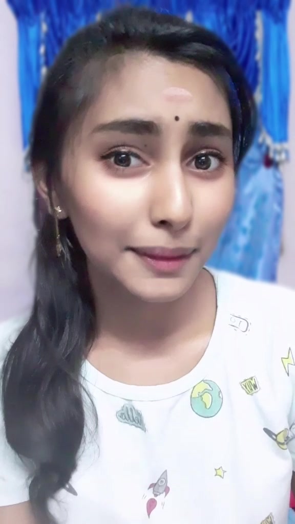 @𝓑𝓫𝔂𝓨𝓪𝓼𝓱𝓾 💛🦋