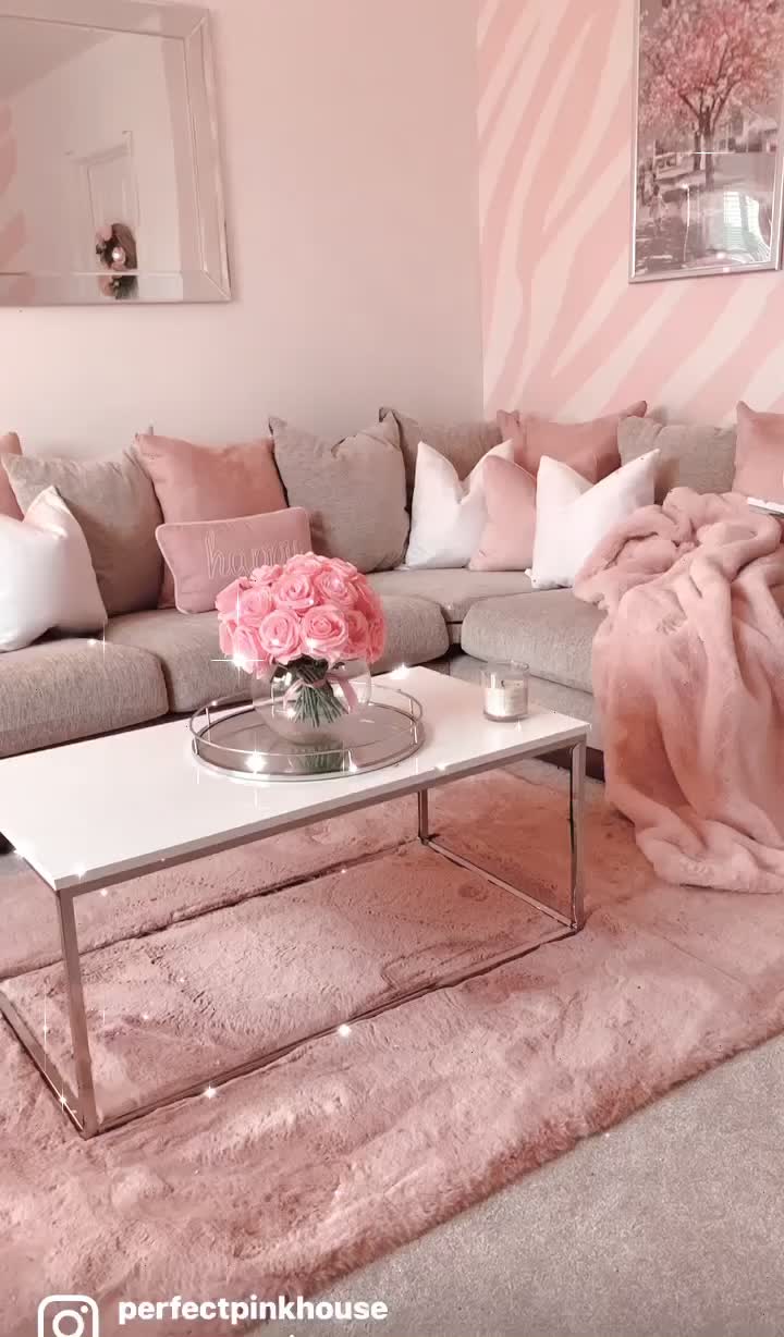 @PerfectPinkHousebyKristina