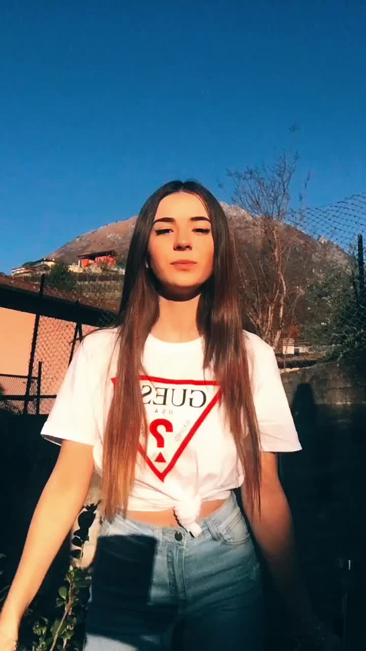 @_.la_.vio._