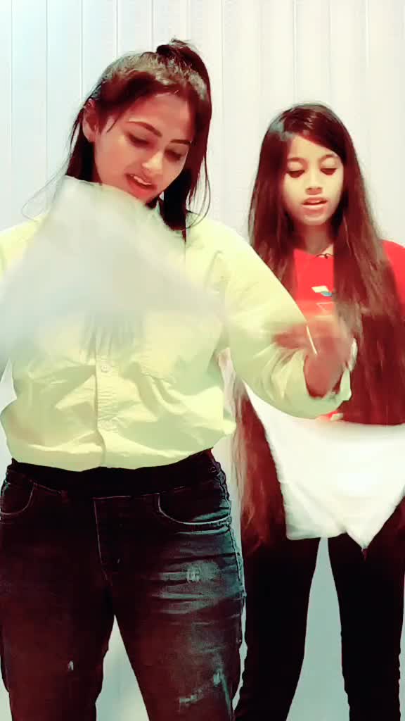 @Naina(gugglo)❤❤