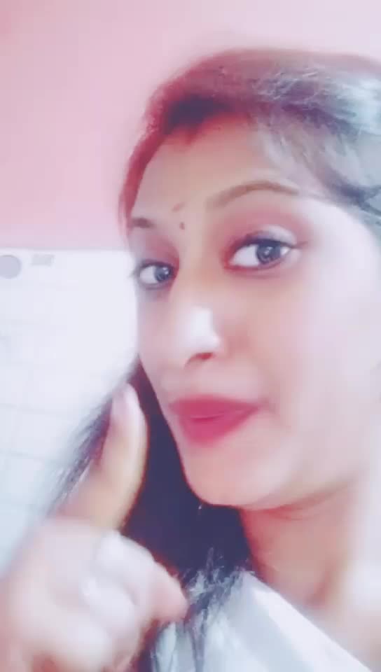 @Angelina05