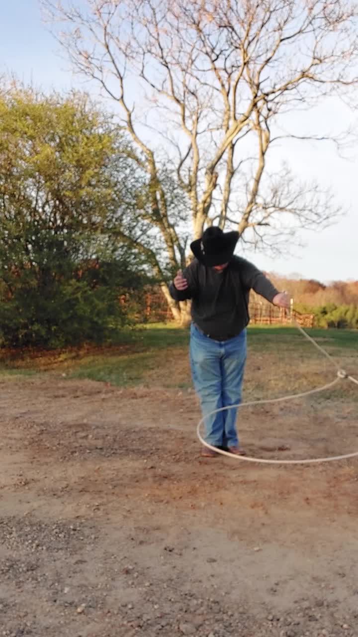@kidwithropesandyoyos