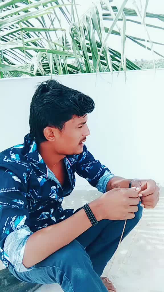 @ಬಸವ ಜೀವಾ ಹಳ್ಳಿ ಹುಡುಗ