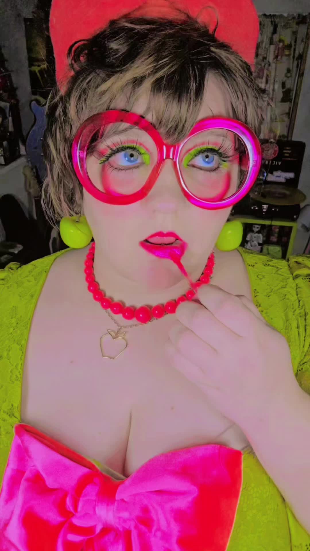 @maudlin | 🦑weirdcore baddie🎀