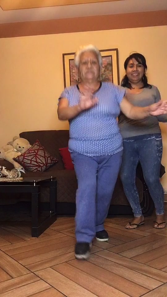 @👩🏽Mila y Mari👵🏼