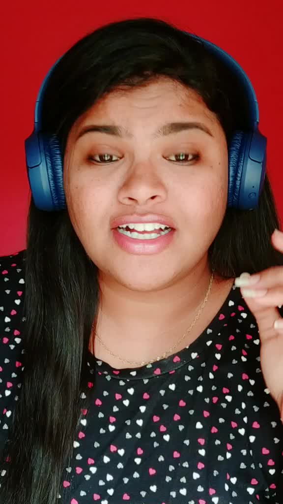 @👑Shruthi Hoovaraj👑