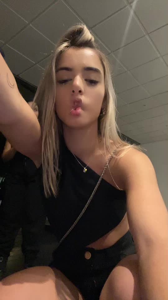 @delfininni