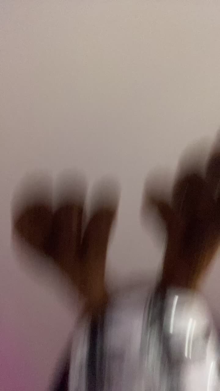 @anon._xx.jay.xx follow her