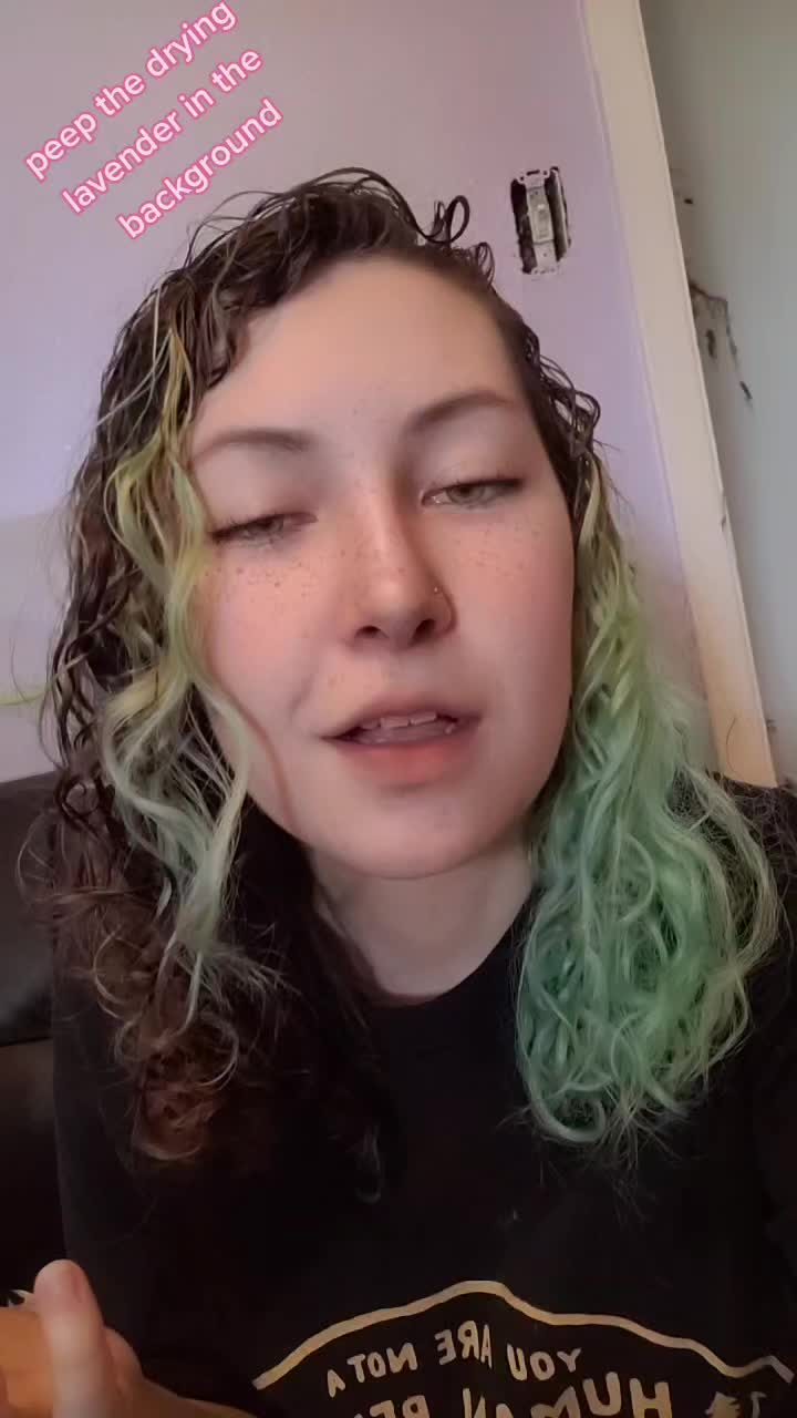 @crispycupcake_🦊🐩