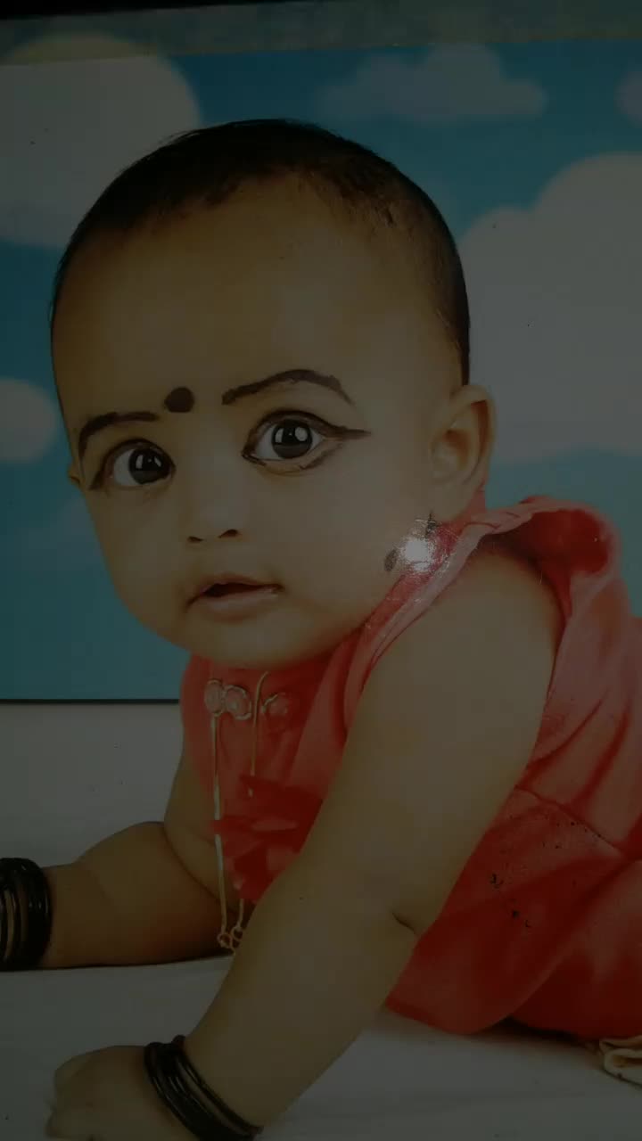 @RIYA__SANU