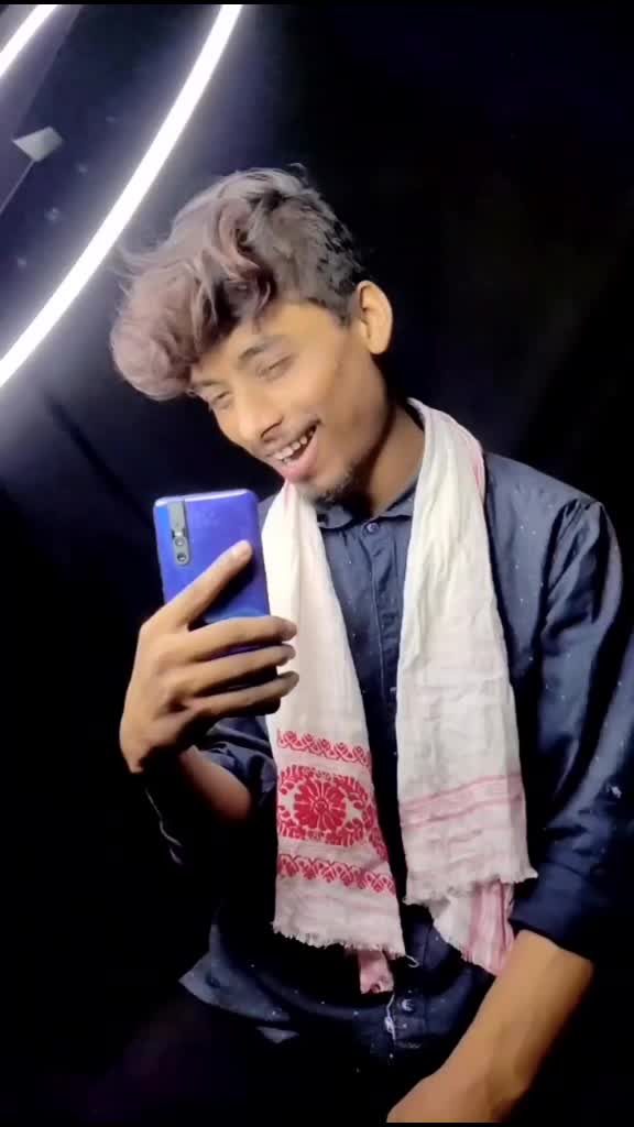 @Pøpïñg Jáñù khäñ🥰
