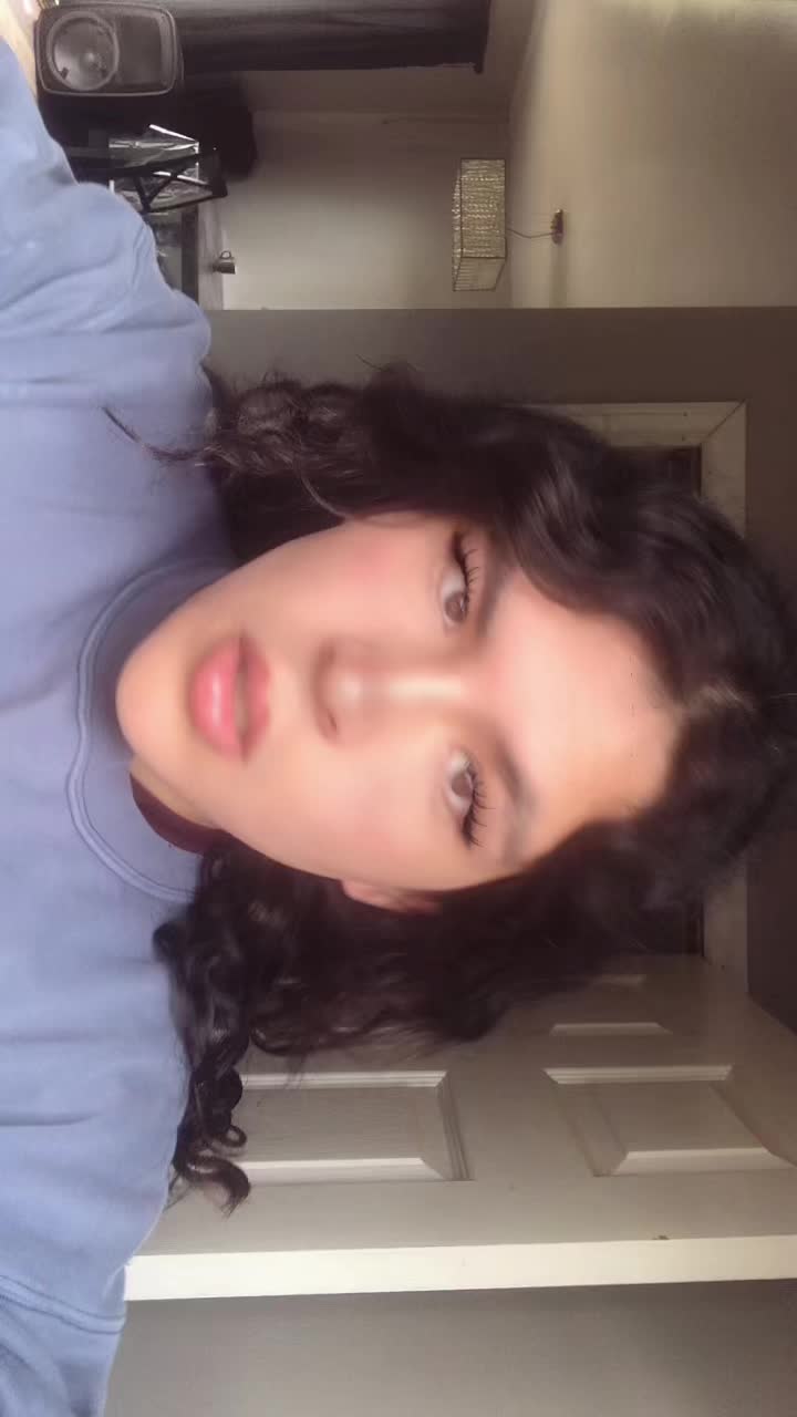 @Bèłłá