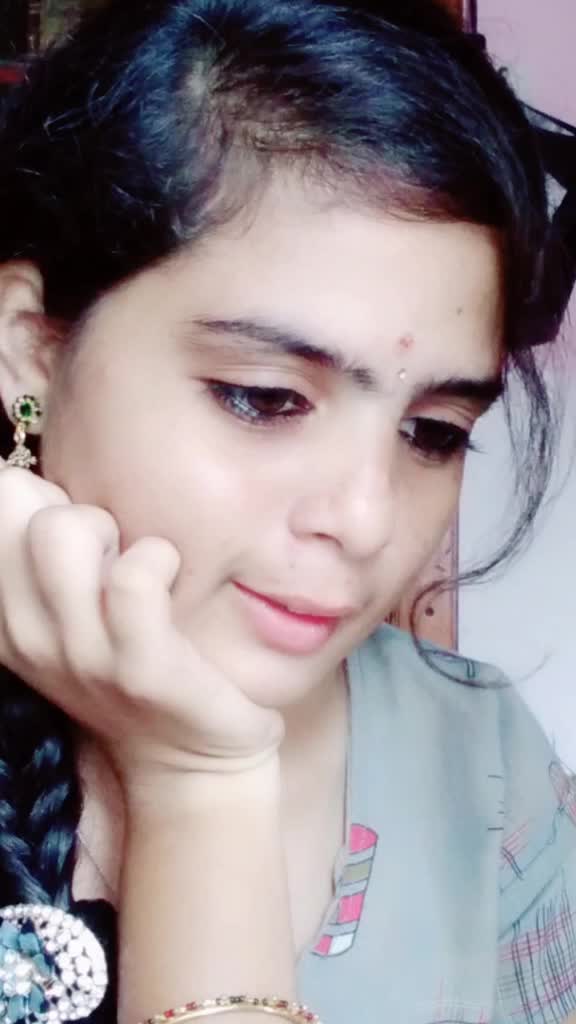 @dhanu queen 👑