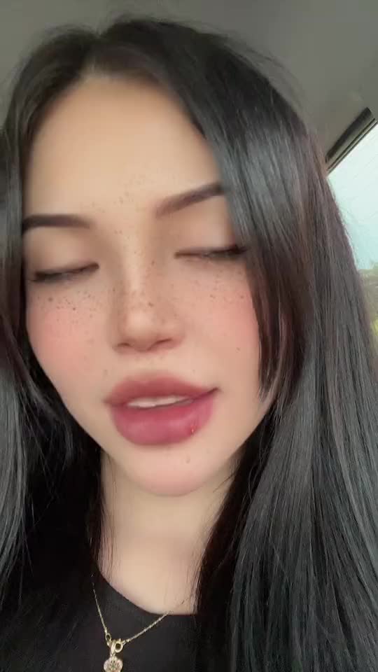 @Lily Rosse B