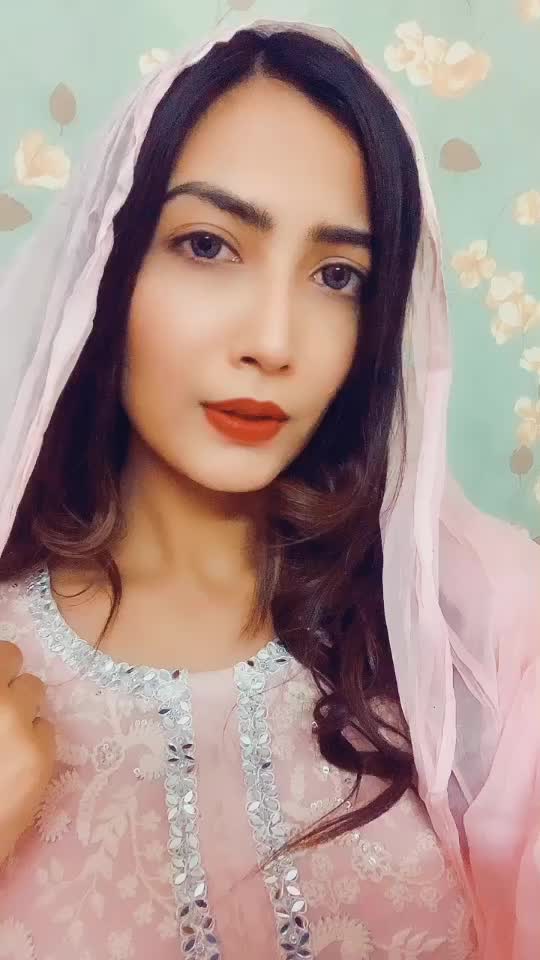 @Arishajofficial