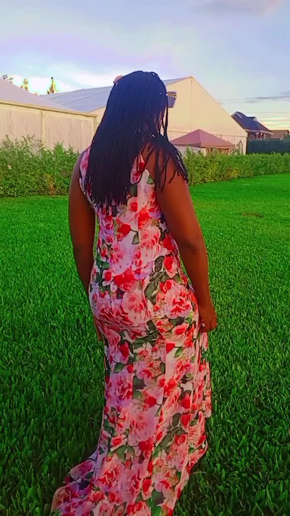 @Nkatha Maureen+12