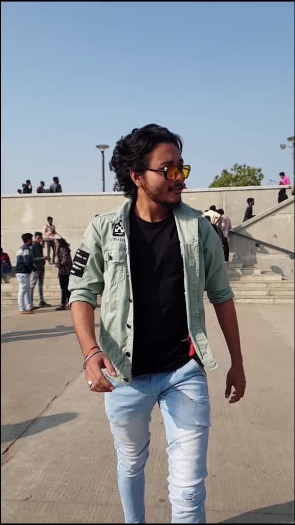 @Paras_makwana