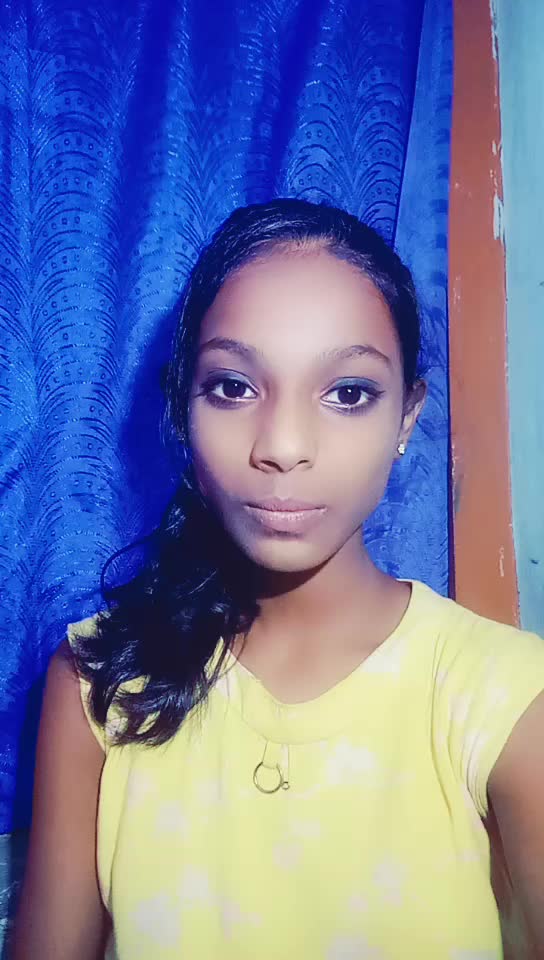 @_chaithra_
