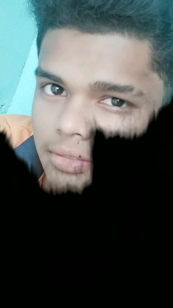 @outstanding boy om💔