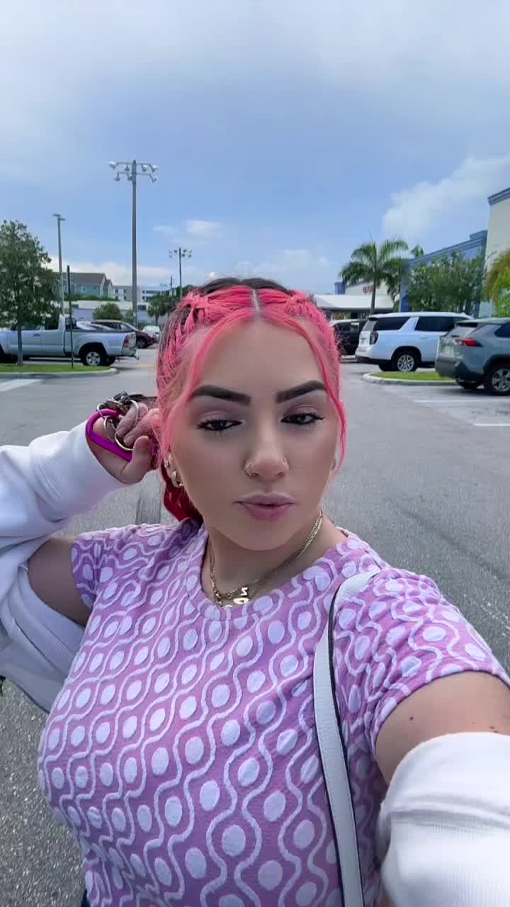 @Zoe Valladares