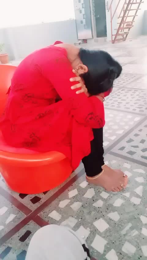 @😭😭😭