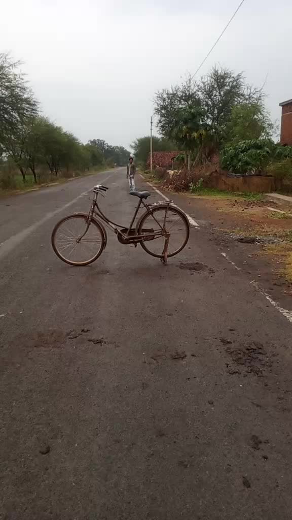 @बिलासपुरिहा टुरा 😎?