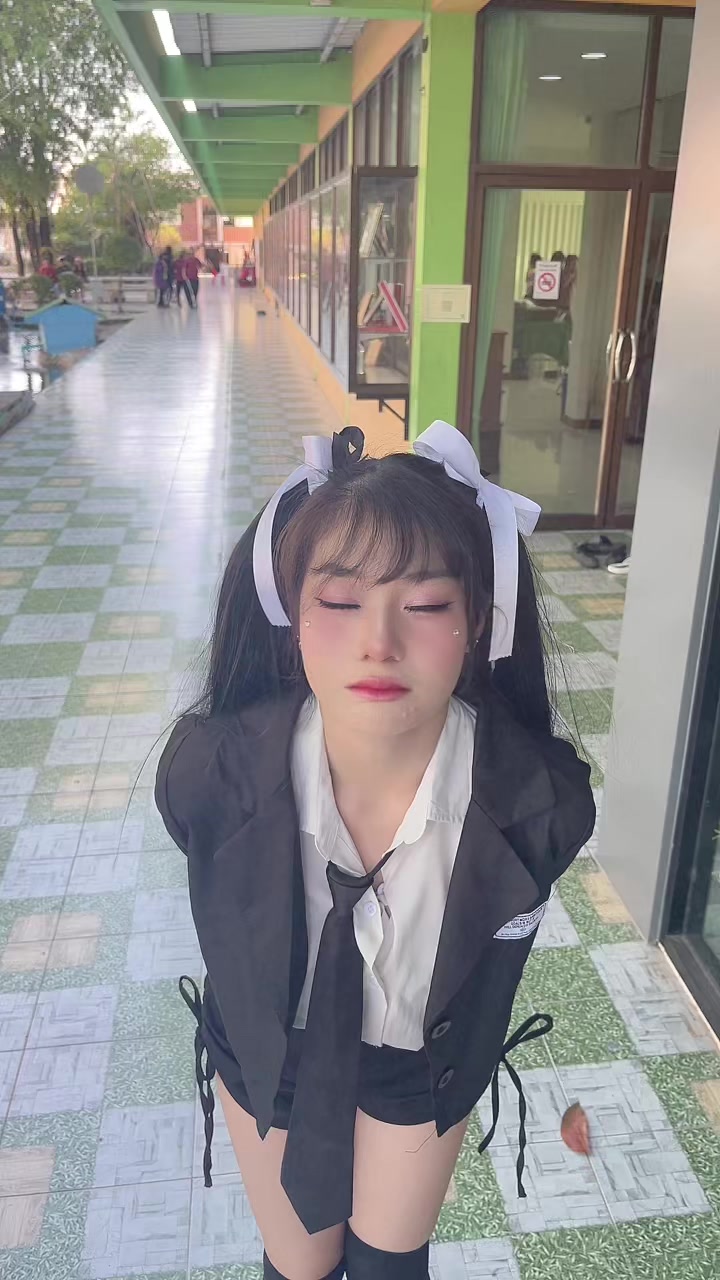 @ครีมตาหยี๋🍒🐻&zwj;❄️