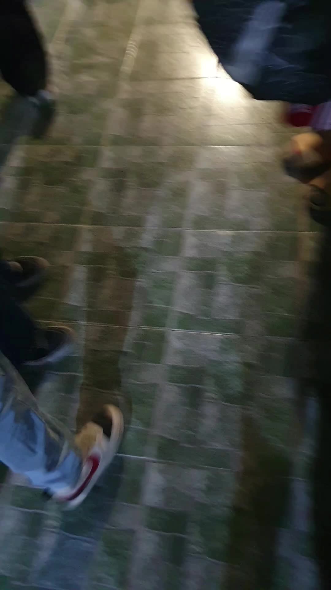 @un ramdom🤪🤙 👈🤣