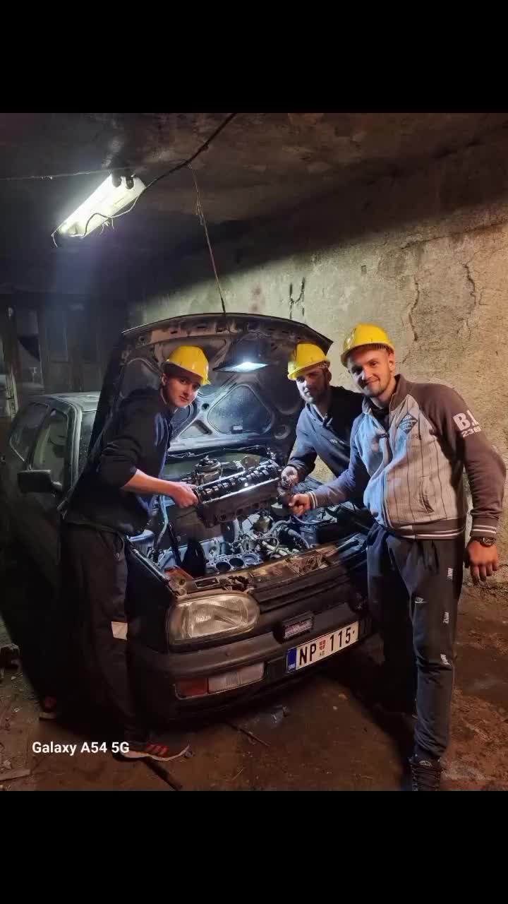 @Ajet