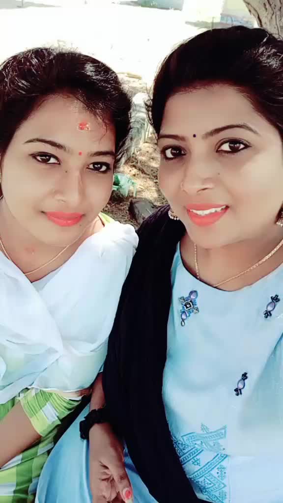 @Santhiyaa Ilangovan