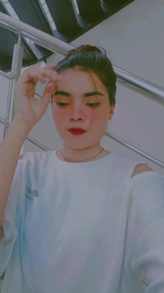 @Areeba_H