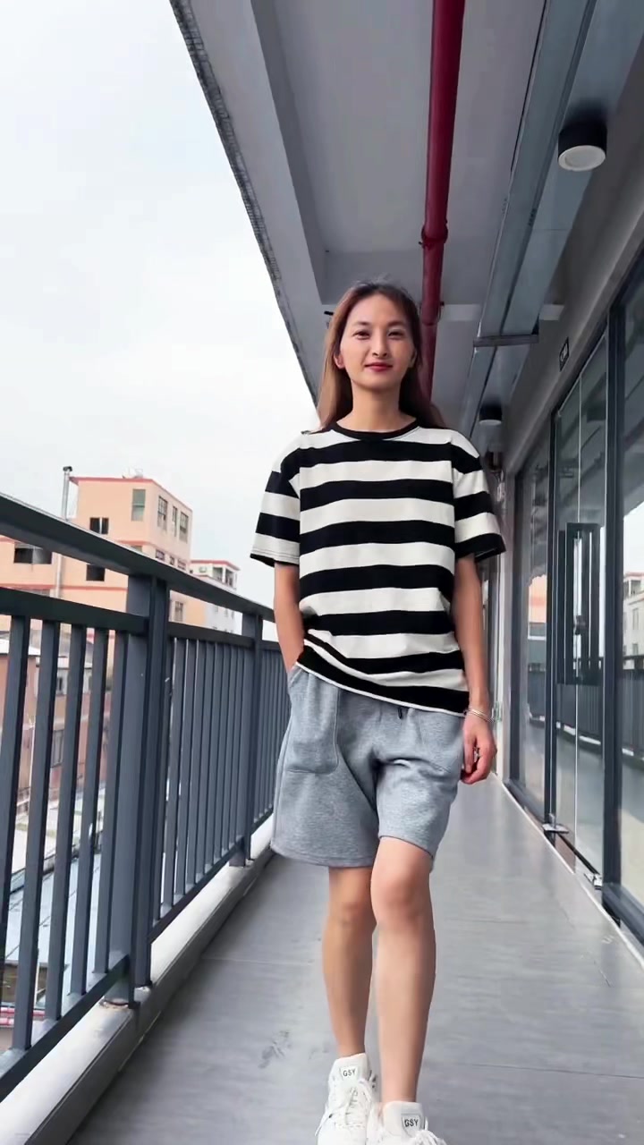 @Men’s T-shirt