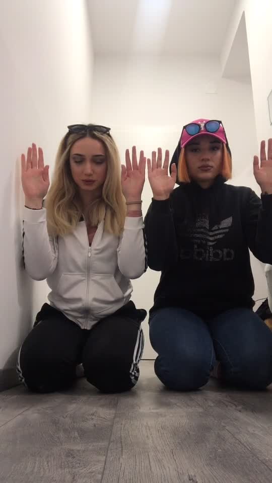 @milica 😎 & teodora 🥀