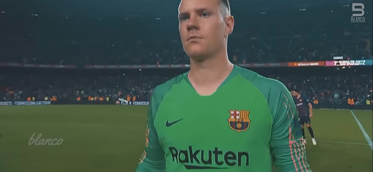 @foot ball lover❤🧡💜
