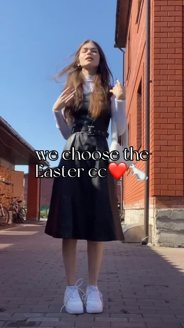 @<33